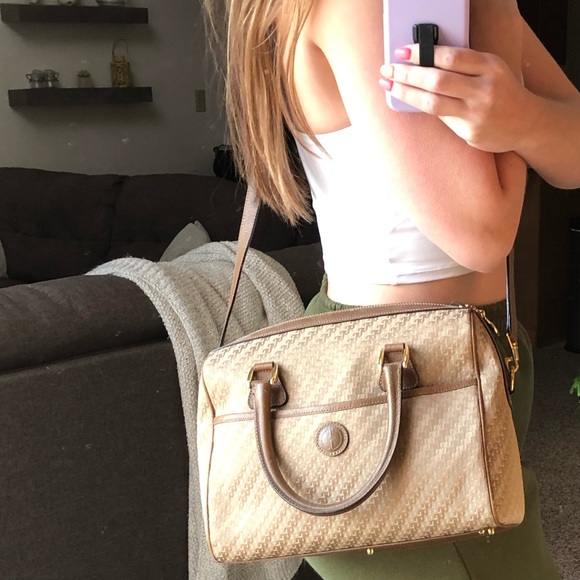 Authentic Gucci Monogram Jacquard - Picture 2 of 15